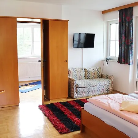 מלון Familienparadies Reichenhauser 3*