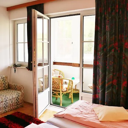 酒店 Familienparadies Reichenhauser 滨湖科伊查赫